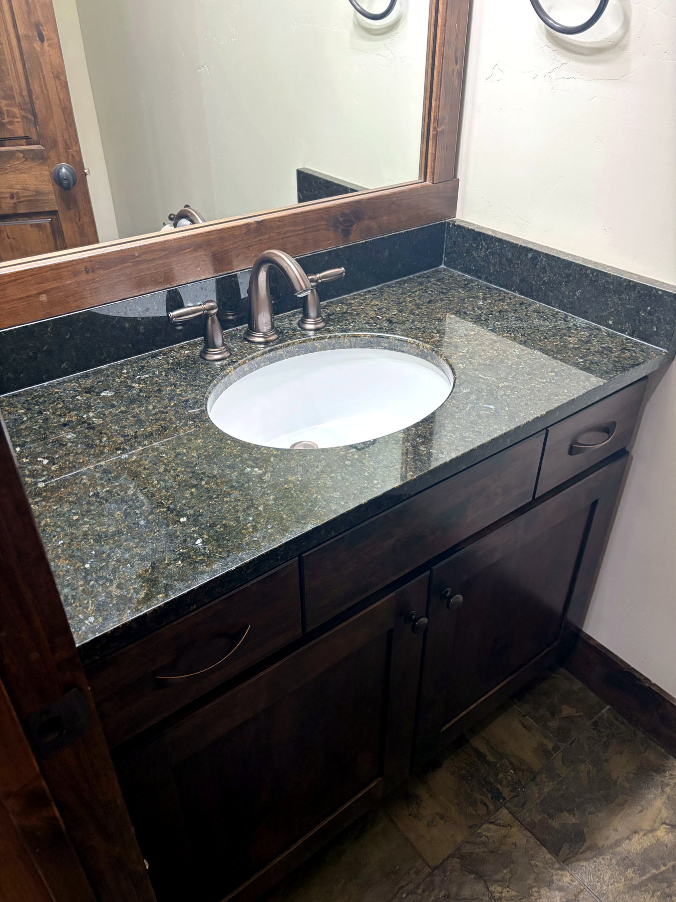 Bathroom residential cleaning photo for Wasatch County homes by Sun Ray Cleaning Services