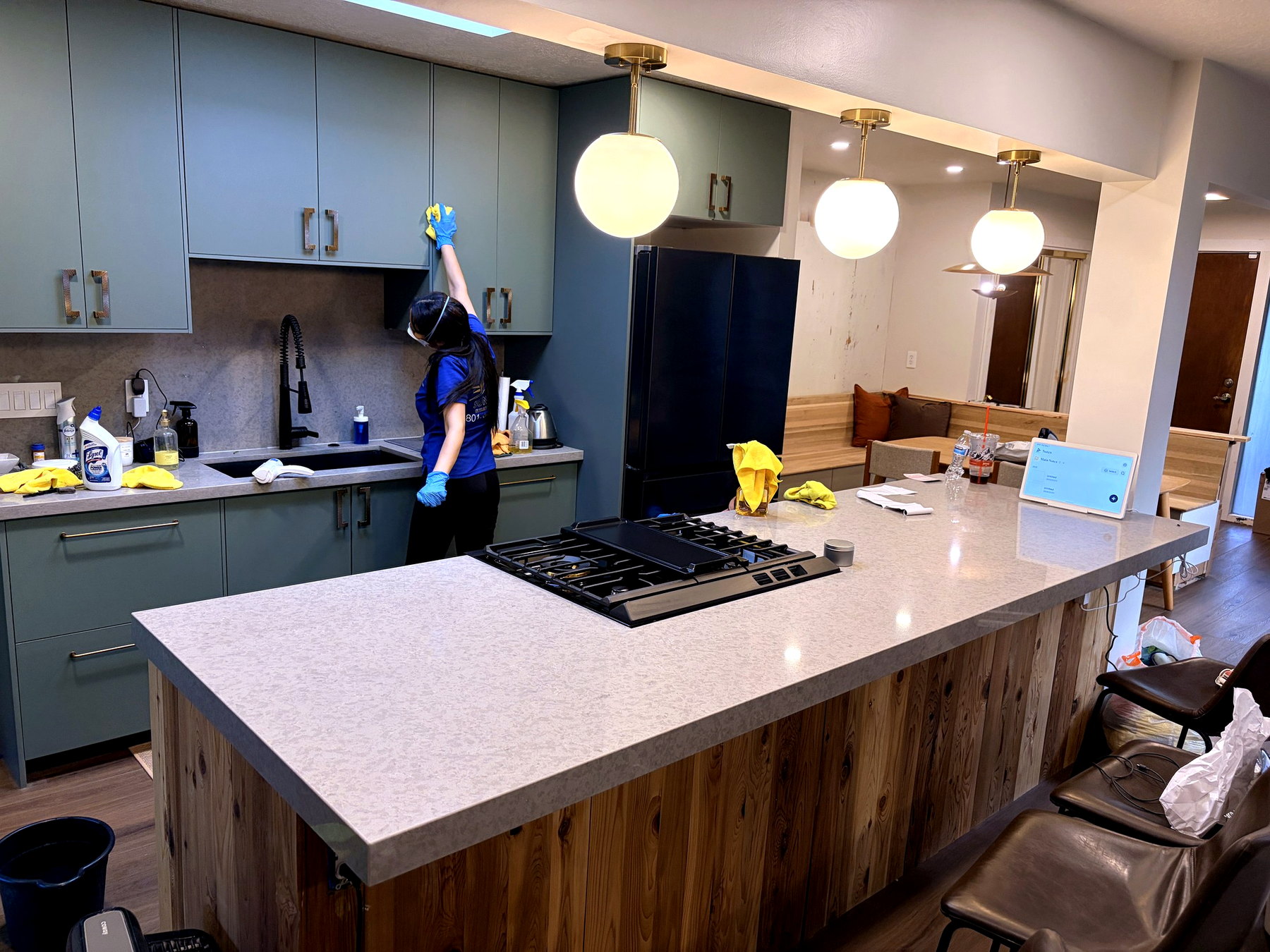Kitchen recurring cleaning photo for Park City homes by Sun Ray Cleaning Services