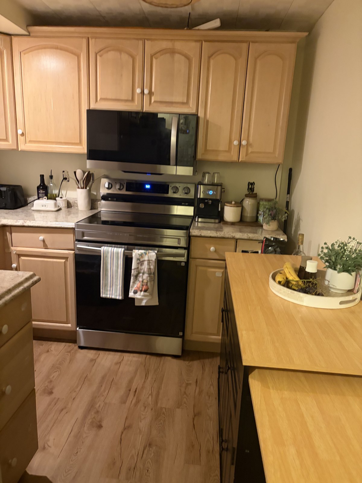 Kitchen turnover cleaning for a Park City Airbnb cleaning pricing guide