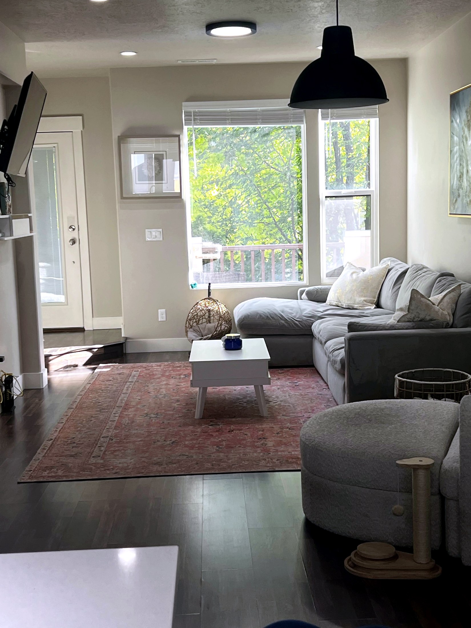 Clean living room prepared for short-term rental guests in Park City Utah by Sun Ray Cleaning
