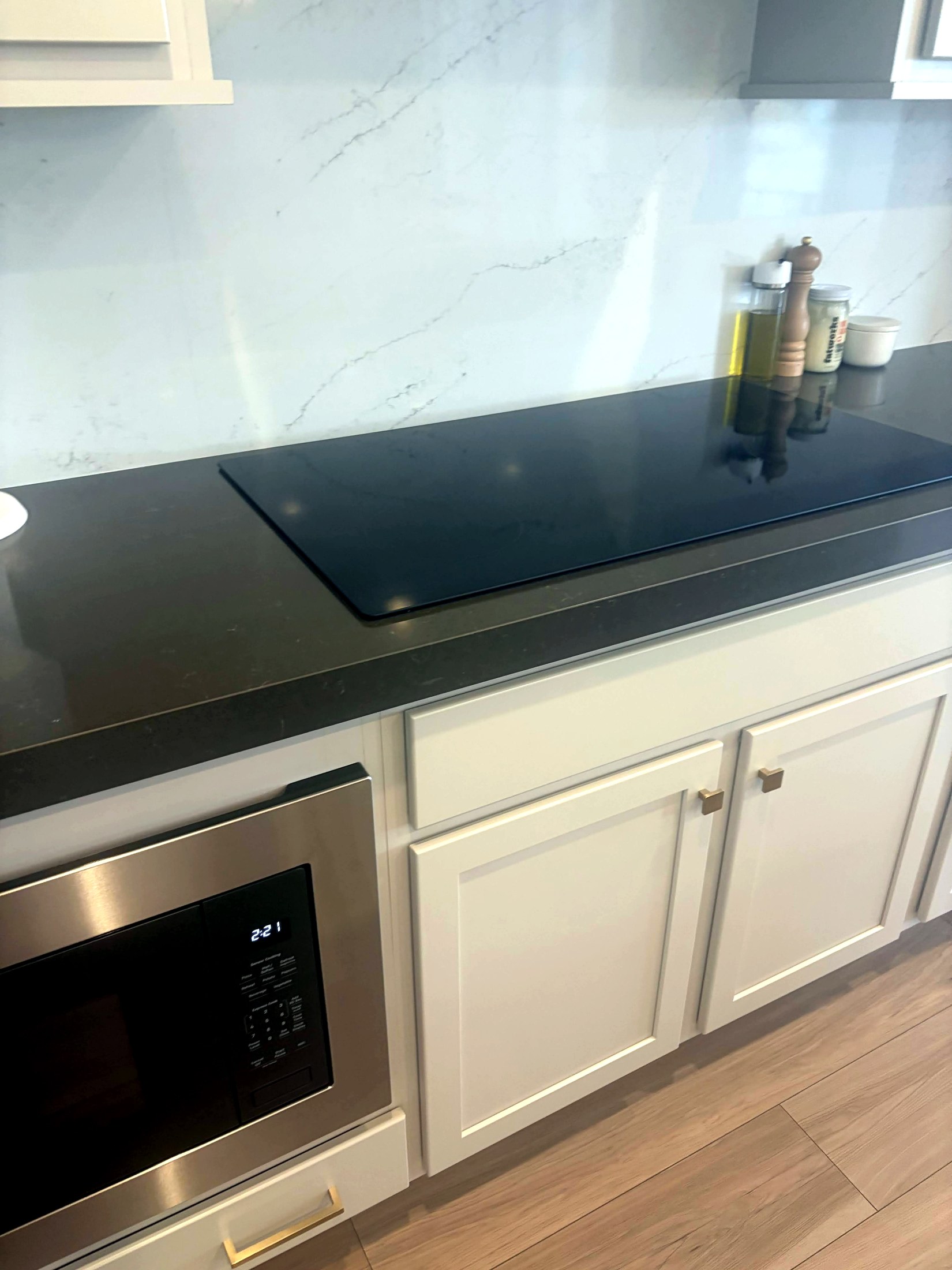 Clean cooktop representing detailed tasks included in Park City Airbnb cleaning